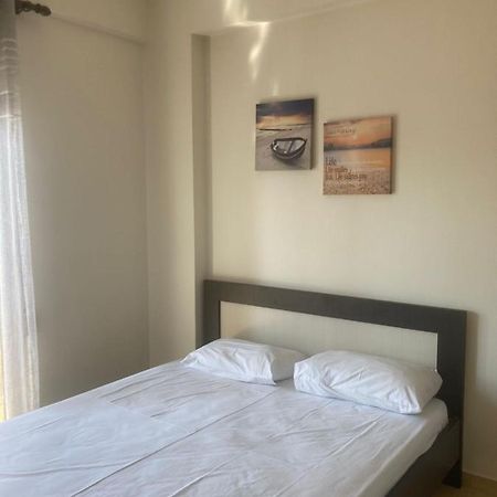 Niko'S Apartments Sarandë Buitenkant foto